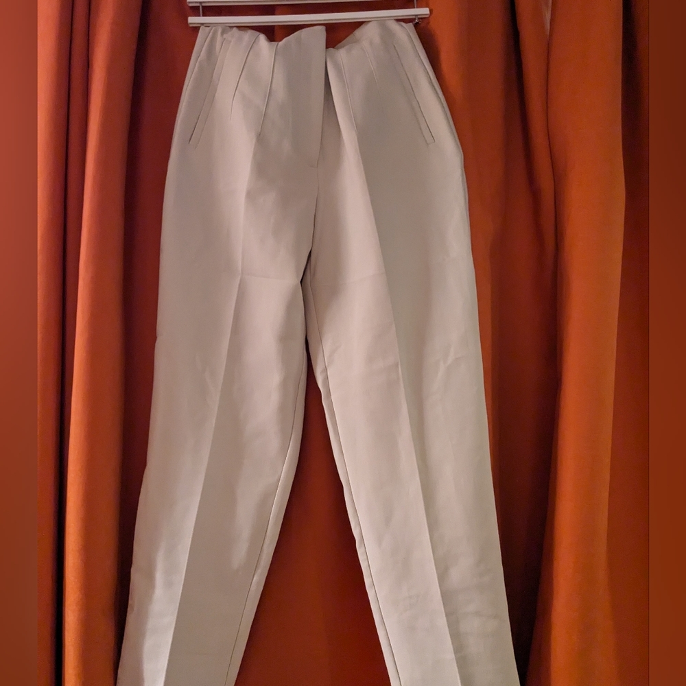 Zara off white pant US size medium